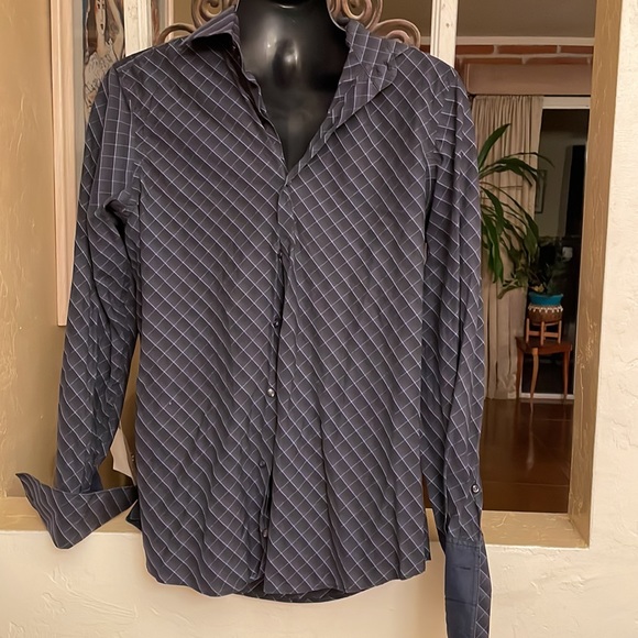 Banana Republic Men’s Dress Shirt size 15-121/2 Medium Pre Owned - Picture 2 of 10